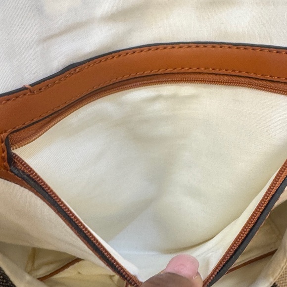 Nika Anthony Striped Black and Cream Tote Bag - Picture 6 of 11